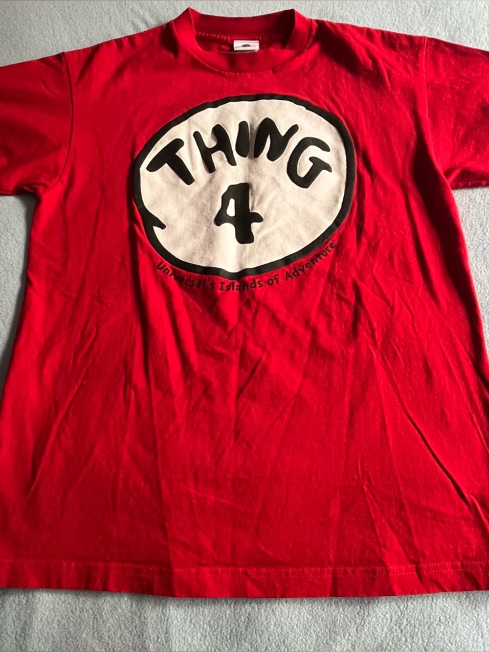Universal Orlando Dr. Seuss Red "Thing 4" Men’s Size M Graphic Tee